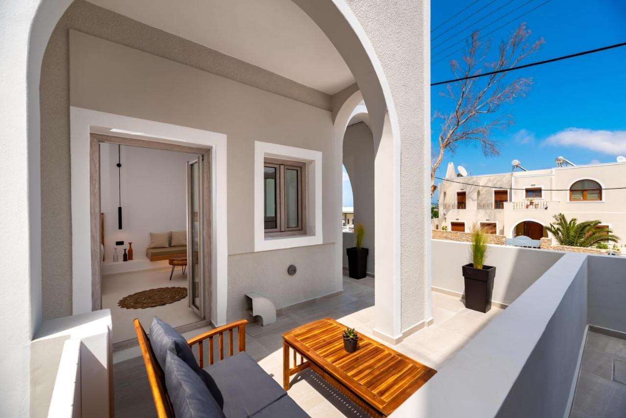 סנטוריני Gervi Suites מראה חיצוני תמונה