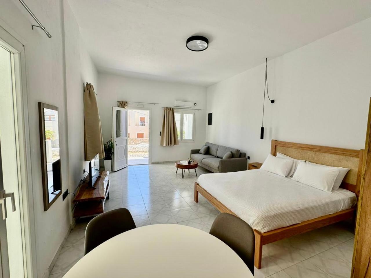 סנטוריני Gervi Suites מראה חיצוני תמונה